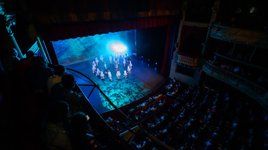 Cliquer pour en savoir plus Spectacle de danse du Conservatoire à rayonnement départemental de Chartres sur la scéne du théâtre