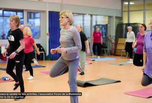 Une activit&eacute; gym senior propos&eacute;e par l'association du Forum de la Madeleine