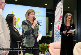 Juliette Pichot, présidente des Vitrines C’Chartres, lors de la remise des Étoiles du commerce, en novembre dernier