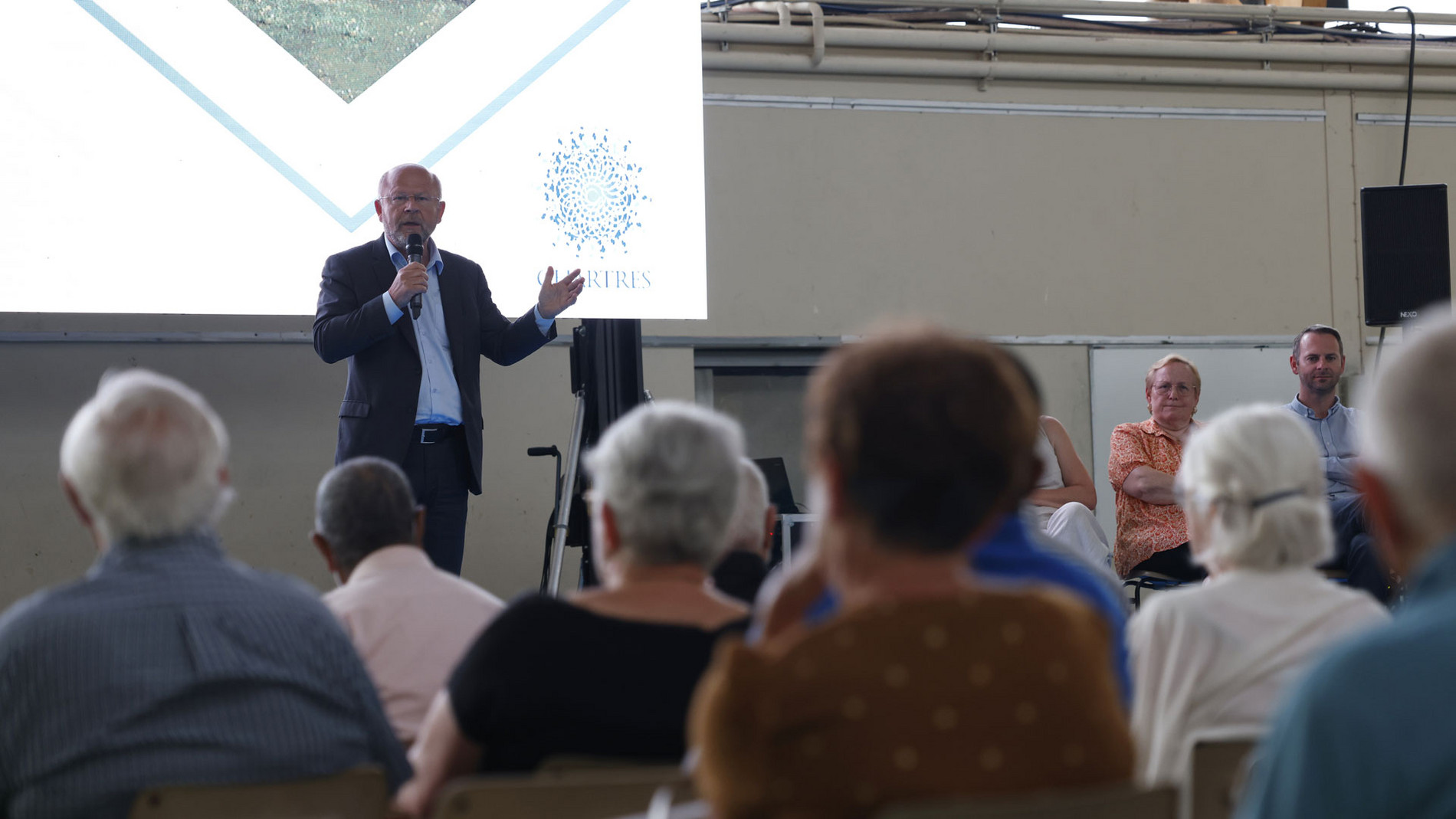 Réunions publiques à Chartres