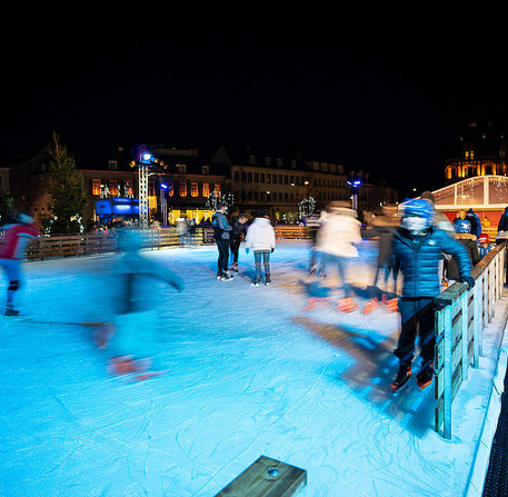 Noël à Chartres 2018, patinoire de la place des Épars – Ville de Chartres