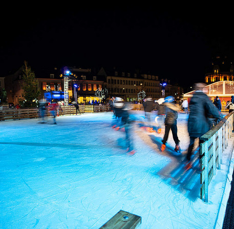 Noël à Chartres 2018, patinoire de la place des Épars – Ville de Chartres