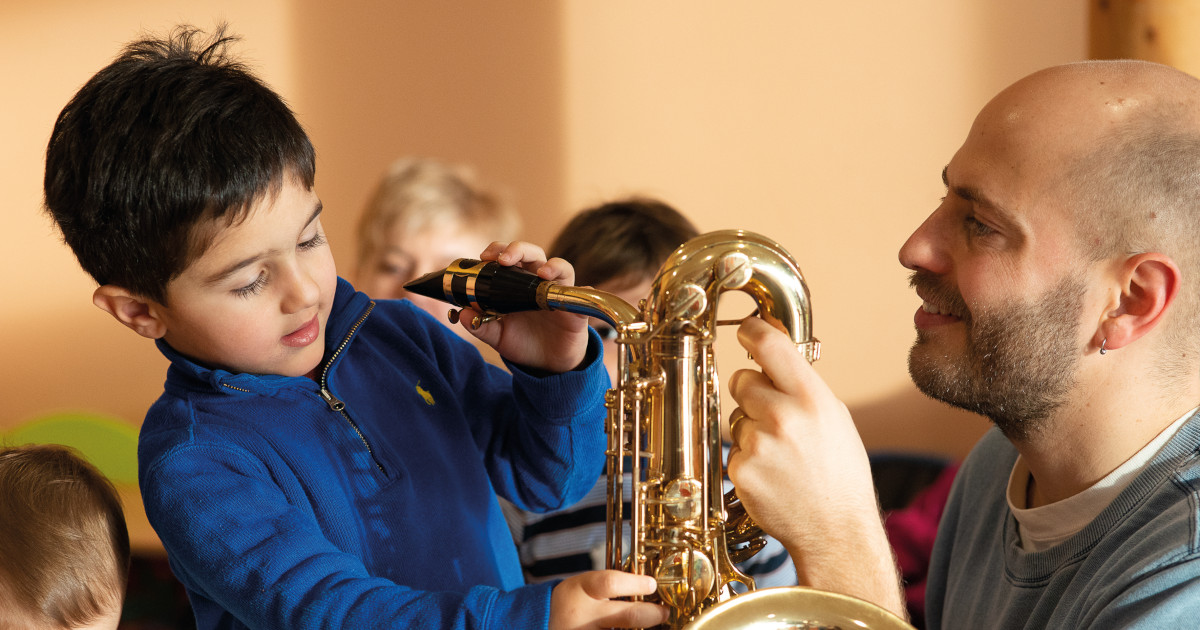 Poupée musicale Clearance
