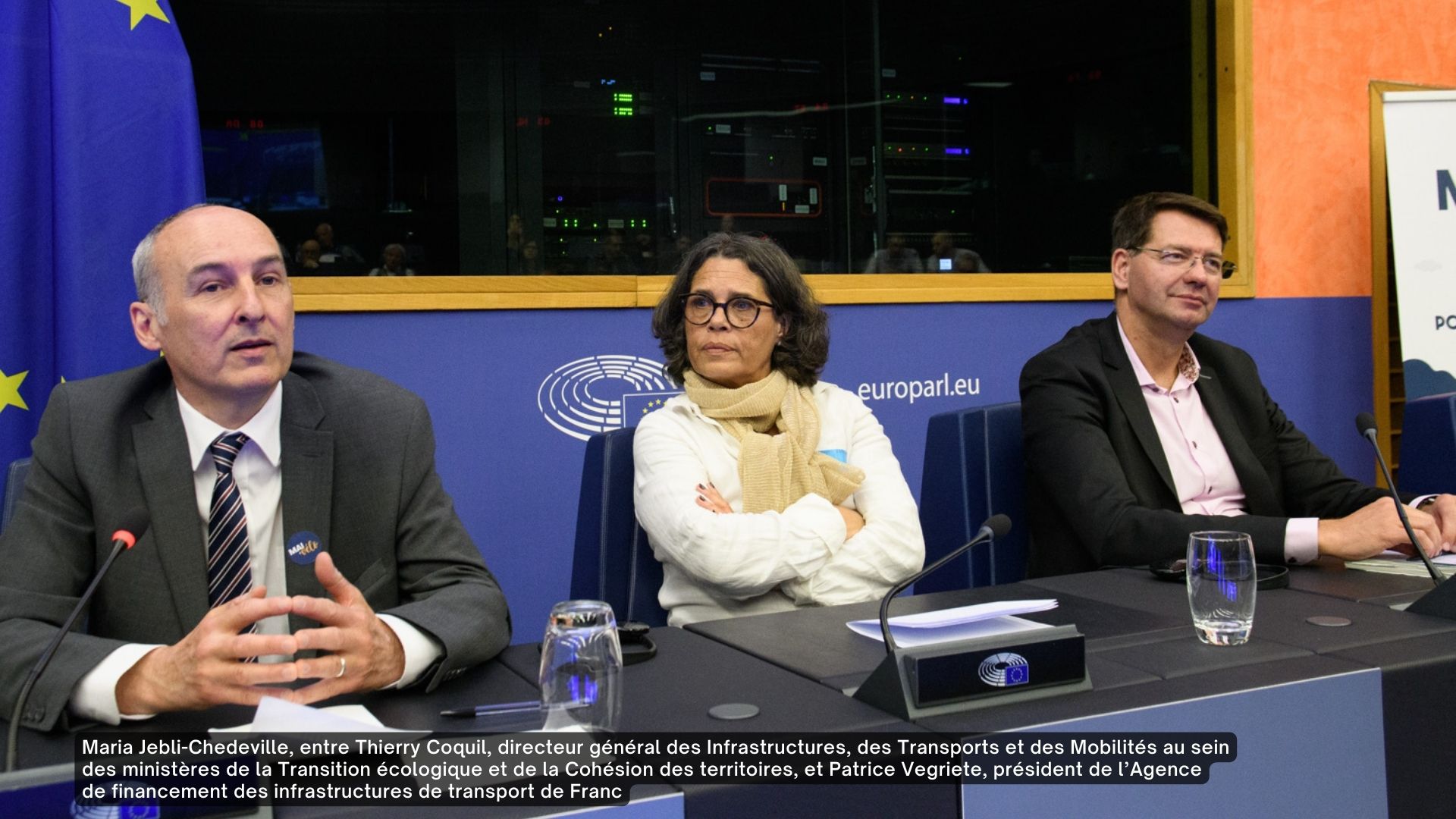 Maria Jebli-Chedeville, entre Thierry Coquil, directeur général des Infrastructures, des Transports et des Mobilités au sein des ministères de la Transition écologique et de la Cohésion des territoires, et Patrice Vegriete, président de l’Agence de financement des infrastructures de transport de France