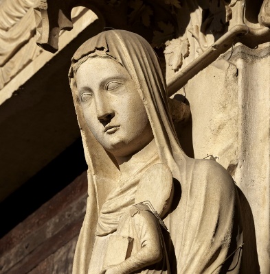 19. Sainte Anne portant Marie. Portail nord. Cathédrale de Chartres