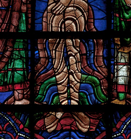 34. Les ondulations colorées de l’eau. Scène du baptême du Christ. Vitrail du haut chœur. Cathédrale de Chartres