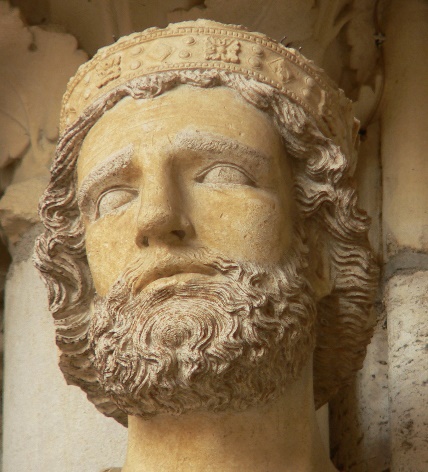 46. Visage du roi Salomon. Portail nord. Cathédrale de Chartres