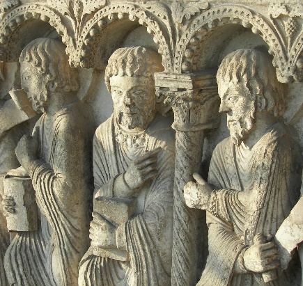47. Apôtres de la glorification du Christ. Portail royal. Cathédrale de Chartres